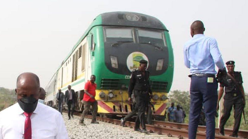 <strong>Stampede As  Gunmen Abduct Passengers At Edo Train Station</strong>