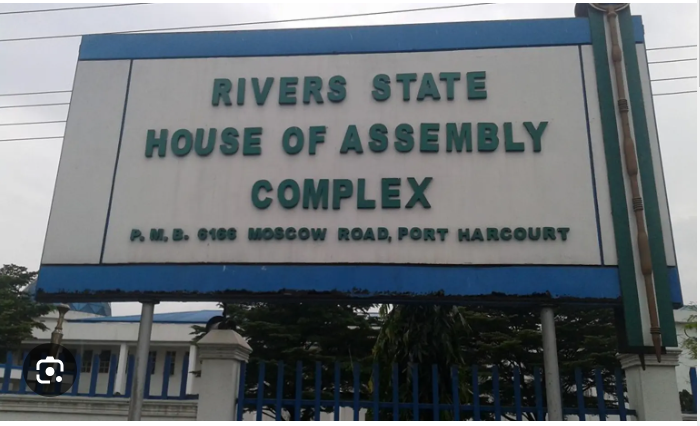 Intrigues As 27 Pro-Wike Lawmakers In Rivers State Dump PDP, Join APC